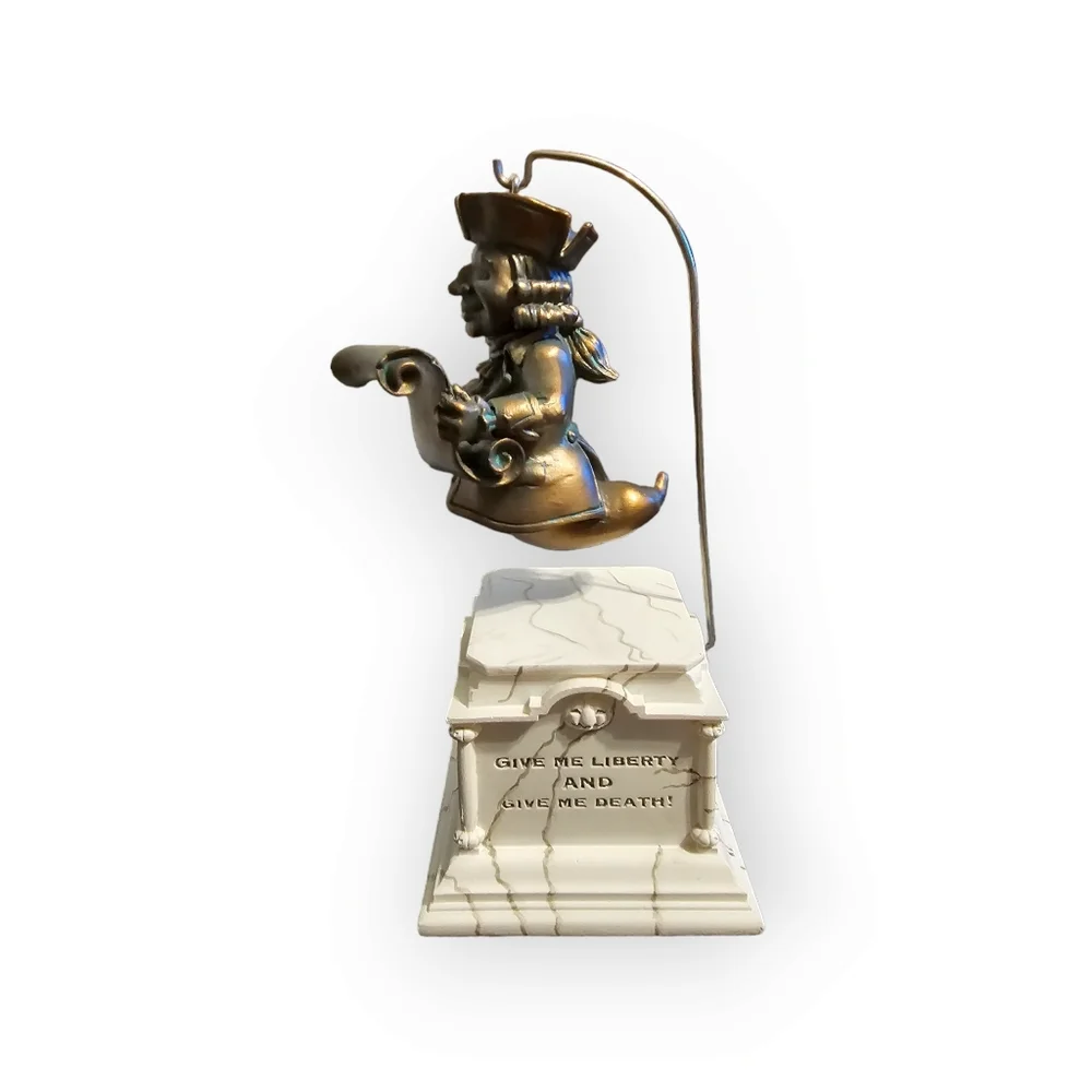 Hallmark hauntington‎ collection Bartholomew hauntswell ornament